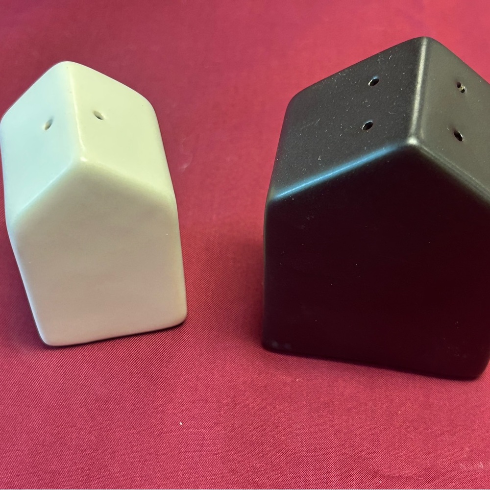 NIB Hearth & Hand Salt and Pepper Shakers
